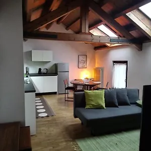 Il Vicolo_carinissimo In Centro Storico, Zona Giorno Mansardata Appartamento Belluno